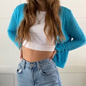 blue vintage pull over sweater